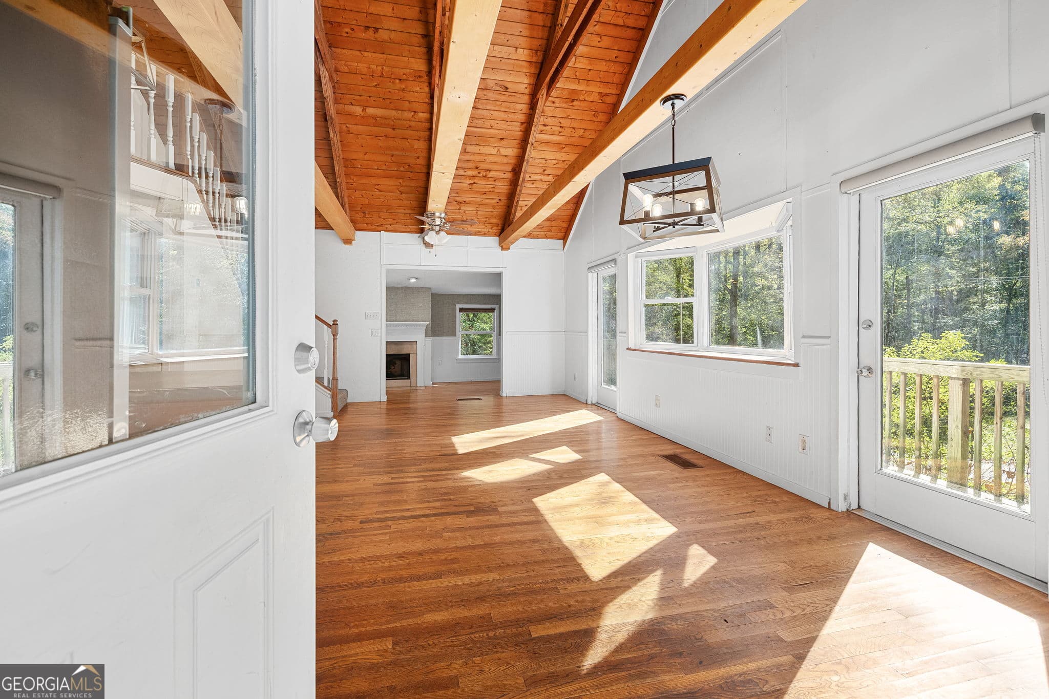 3 bedroom, 3 bathroom, 2,027 sq ft cabin,single family residence for sale at 332 Magnolia Drive, Sautee Nacoochee, GA 30571 — photo 3