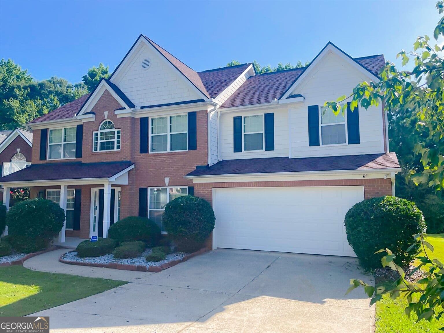 4 bedroom, 2.5 bathroom, 2,534 sq ft single family residence for sale at 1020 Chandler Ridge Drive, Lawrenceville, GA 30045 — photo 2