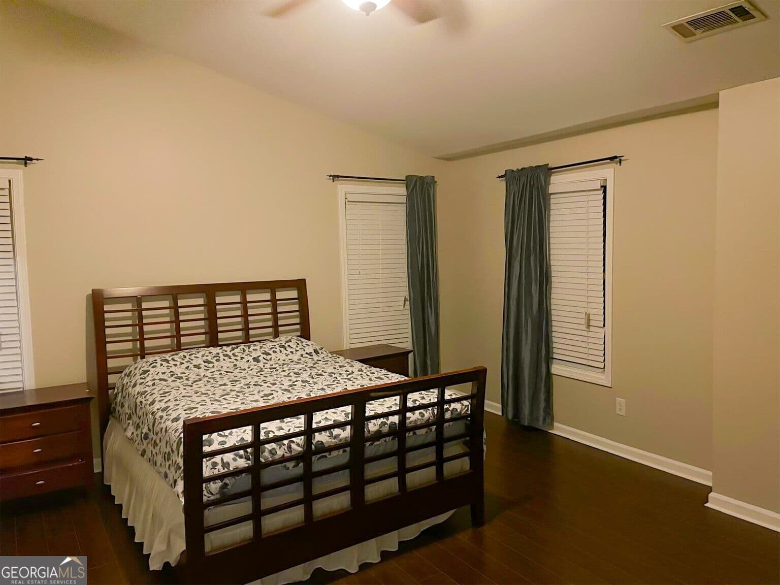 4 bedroom, 2.5 bathroom, 2,534 sq ft single family residence for sale at 1020 Chandler Ridge Drive, Lawrenceville, GA 30045 — photo 6