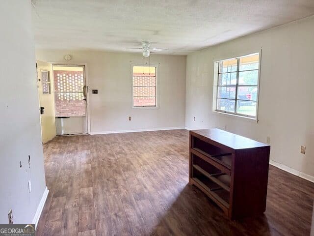 multi family,duplex for sale at 307 S River Street, Claxton, GA 30417 — photo 5