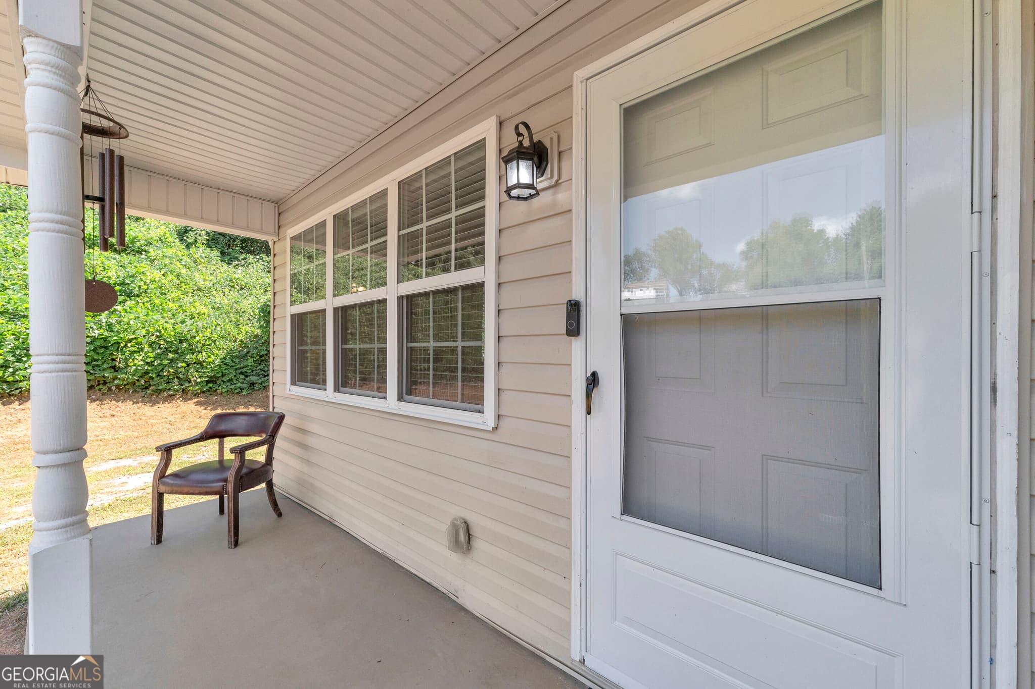 3 bedroom, 2 bathroom, 1,275 sq ft single family residence for sale at 530 Grandview Avenue, Mount Airy, GA 30563 — photo 5