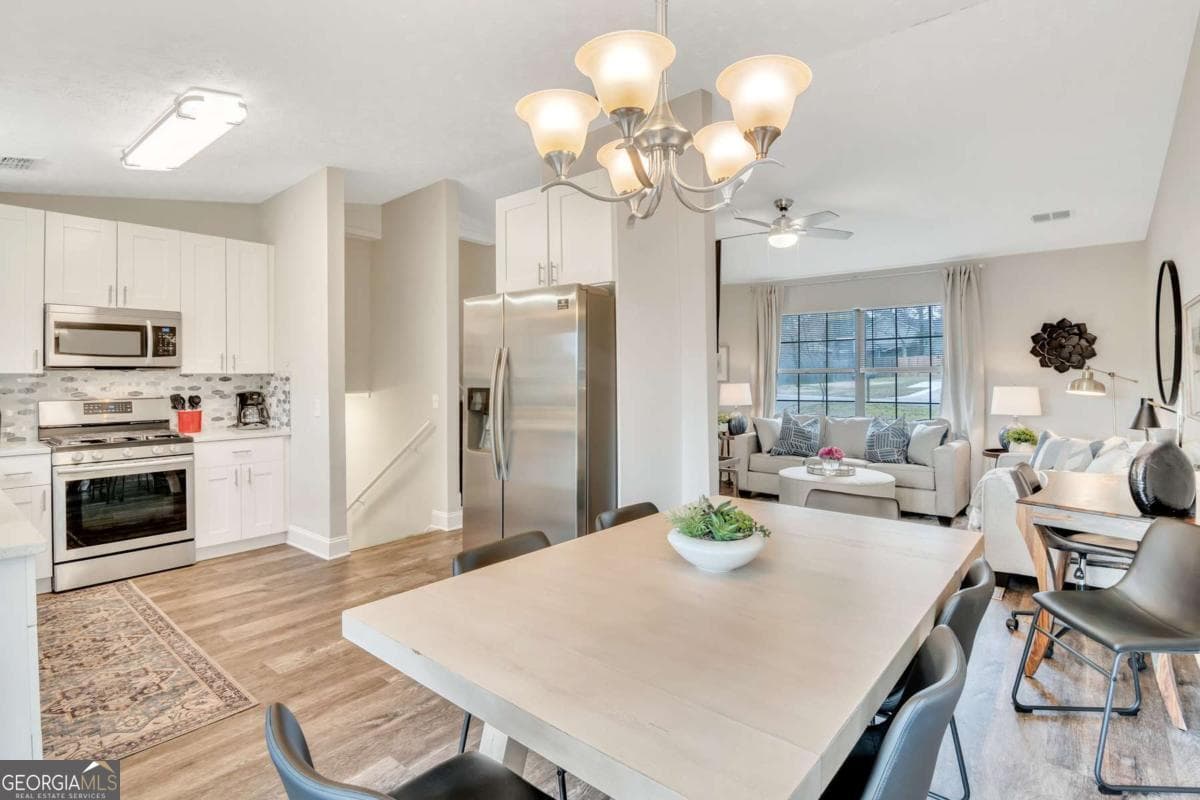 4 bedroom, 3 bathroom single family residence for rent at 3605 Creek Mill Drive, Kennesaw, GA 30152 for $4,950 a month — photo 9