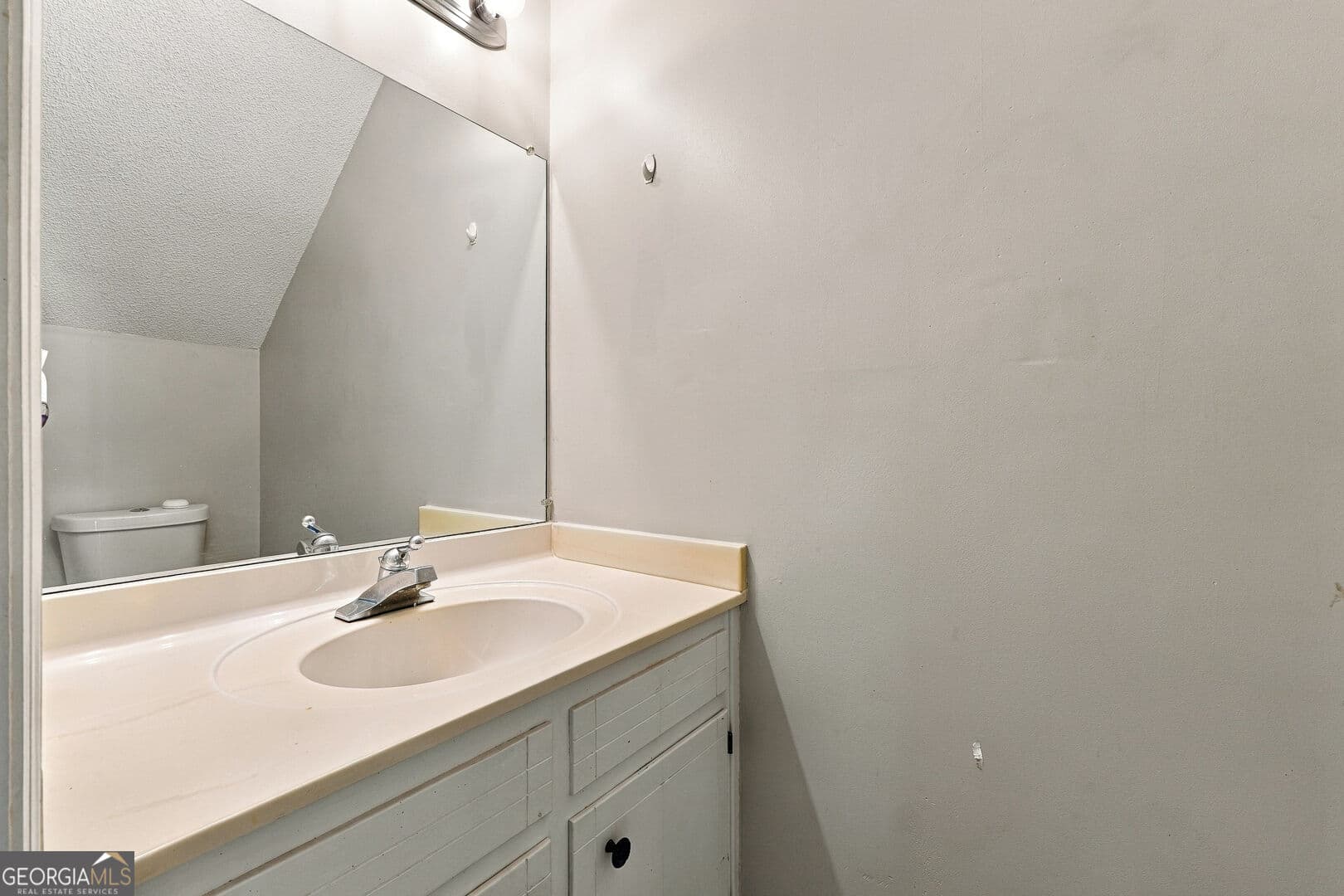 2 bedroom, 1.5 bathroom condominium for sale at 3730 Old Flowery Bra Road H3, Oakwood, GA 30566 — photo 4
