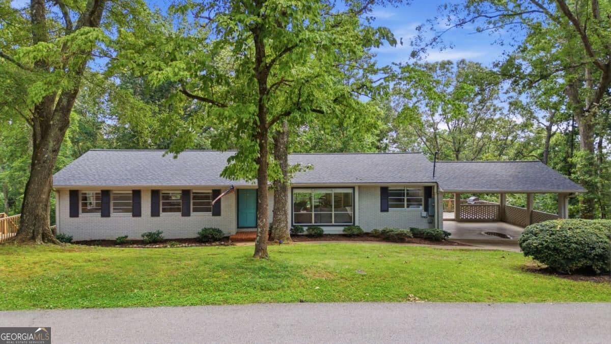 4 bedroom, 2.5 bathroom, 3,020 sq ft single family residence for sale at 2251 Skyline Drive, Gainesville, GA 30501