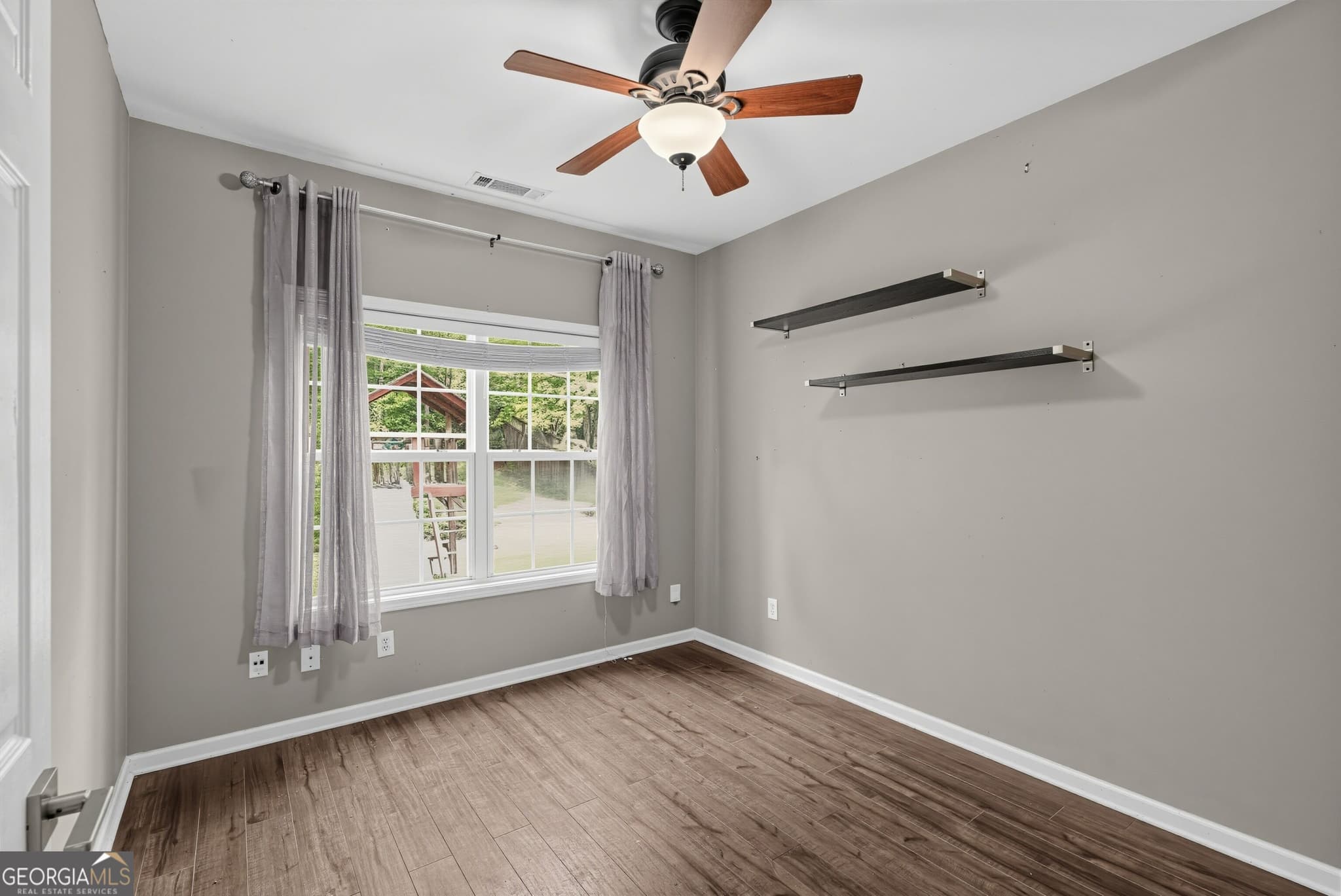 4 bedroom, 2.5 bathroom, 2,534 sq ft single family residence for sale at 1040 Buckhorn Bend, Locust Grove, GA 30248 — photo 6