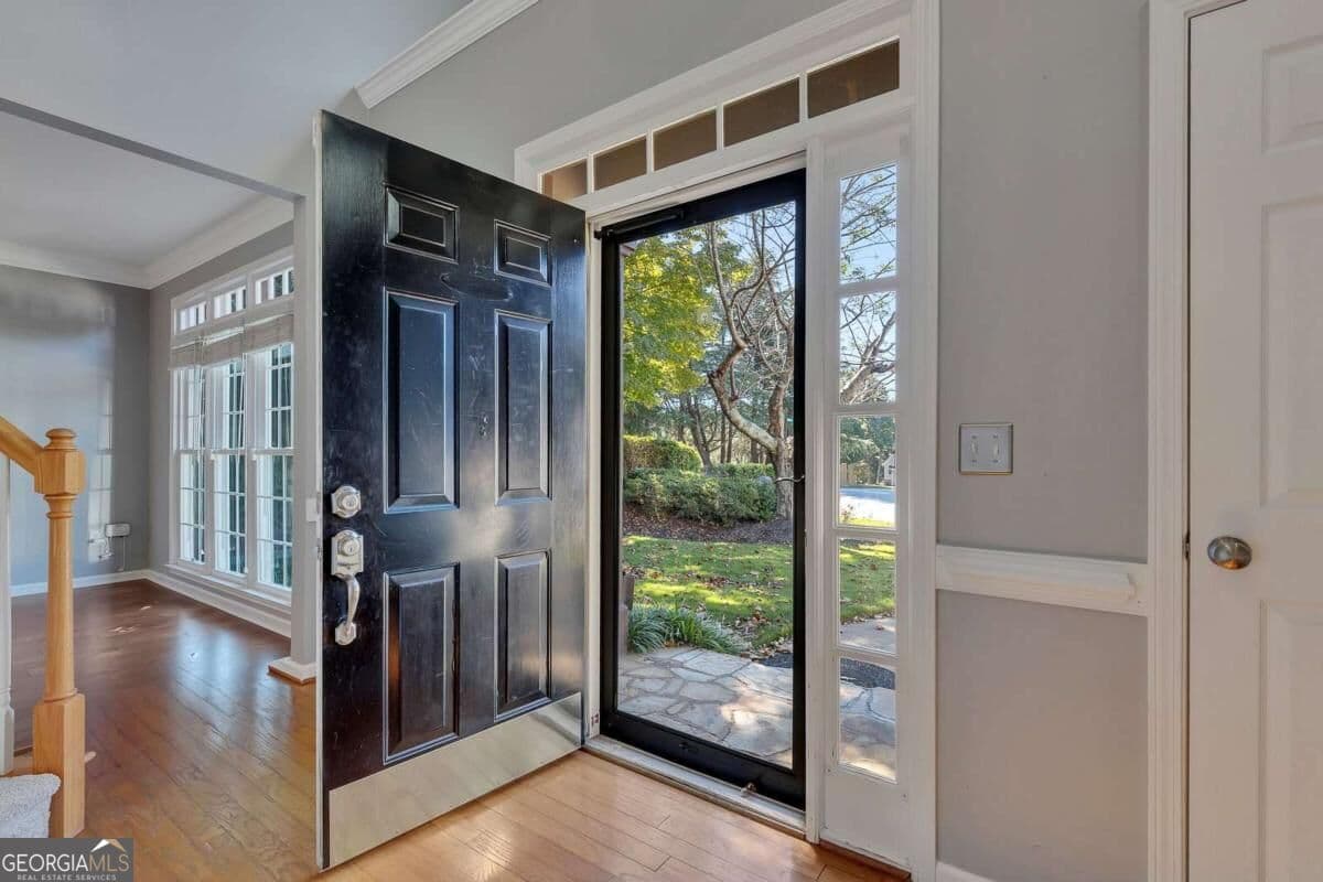 4 bedroom, 2.5 bathroom, 2,824 sq ft single family residence for sale at 7021 Hunters Ridge, Woodstock, GA 30189 — photo 5