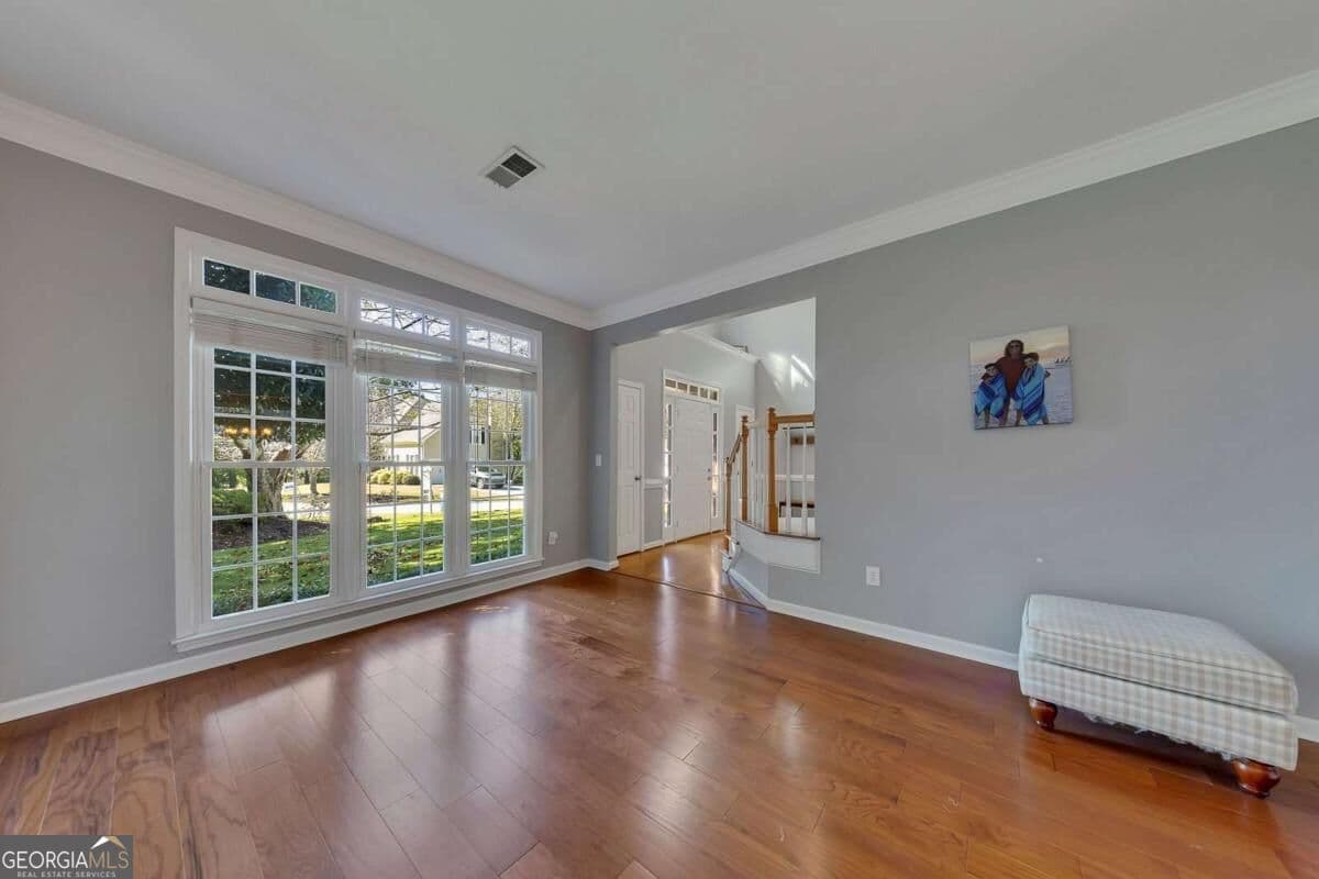 4 bedroom, 2.5 bathroom, 2,824 sq ft single family residence for sale at 7021 Hunters Ridge, Woodstock, GA 30189 — photo 8