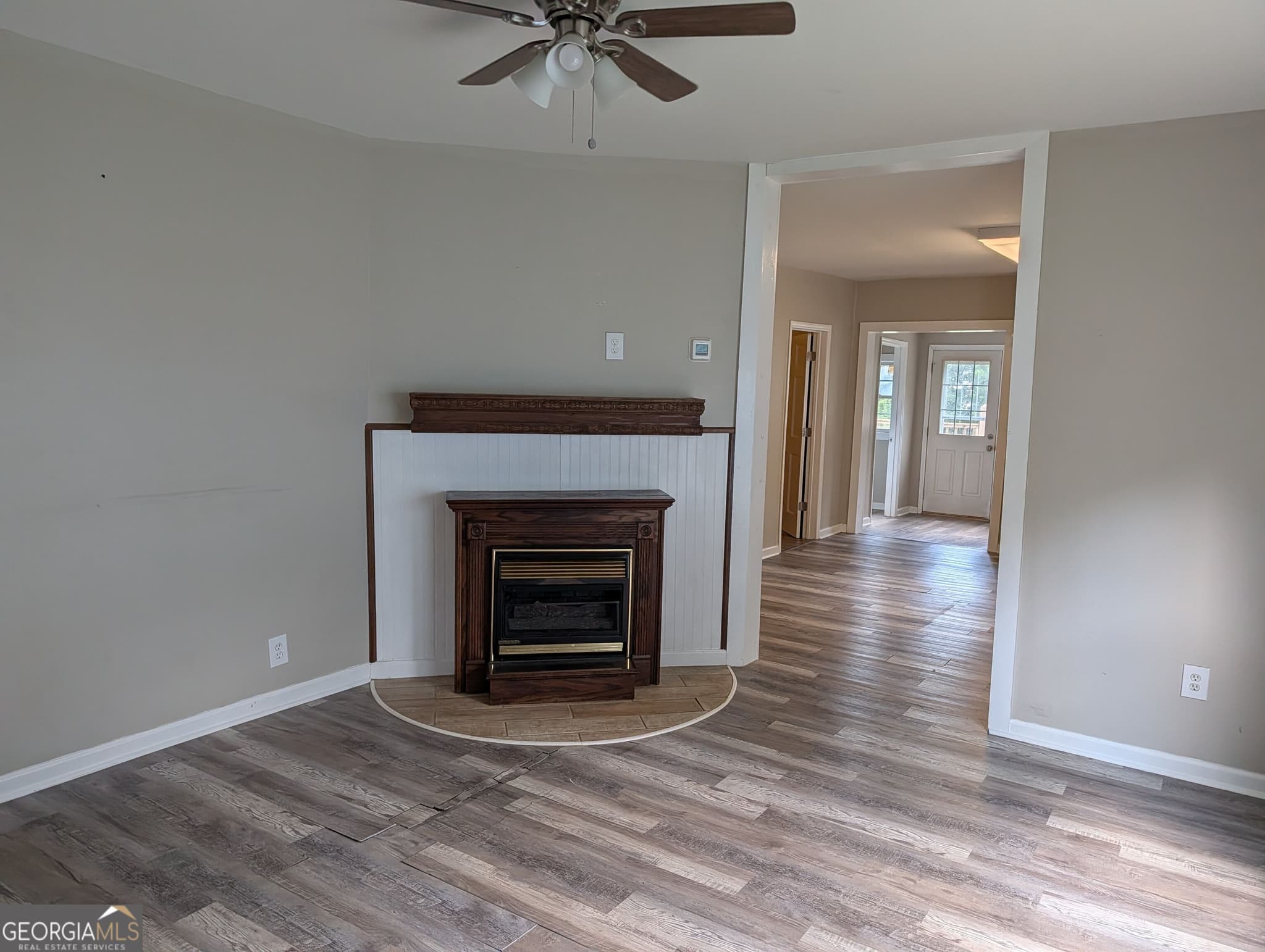 2 bedroom, 2 bathroom, 1,050 sq ft single family residence for rent at 24 Alley Street, Toccoa, GA 30577 for $1,200 a month — photo 1 of 1