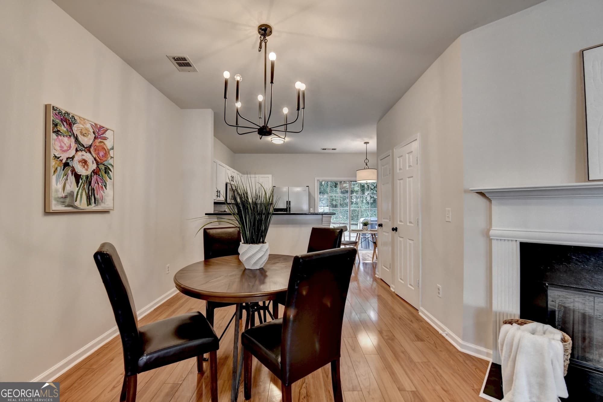 2 bedroom, 2.5 bathroom, 1,256 sq ft townhouse for sale at 256 Paden Cove Trail, Lawrenceville, GA 30044 — photo 8