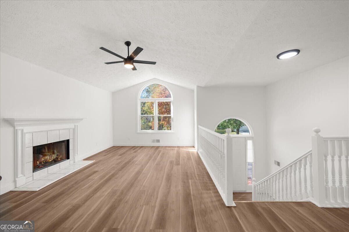 5 bedroom, 3 bathroom, 2,020 sq ft single family residence for sale at 3590 Andrea Lee Court, Snellville, GA 30039 — photo 9