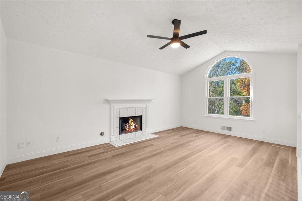 5 bedroom, 3 bathroom, 2,020 sq ft single family residence for sale at 3590 Andrea Lee Court, Snellville, GA 30039 — photo 10