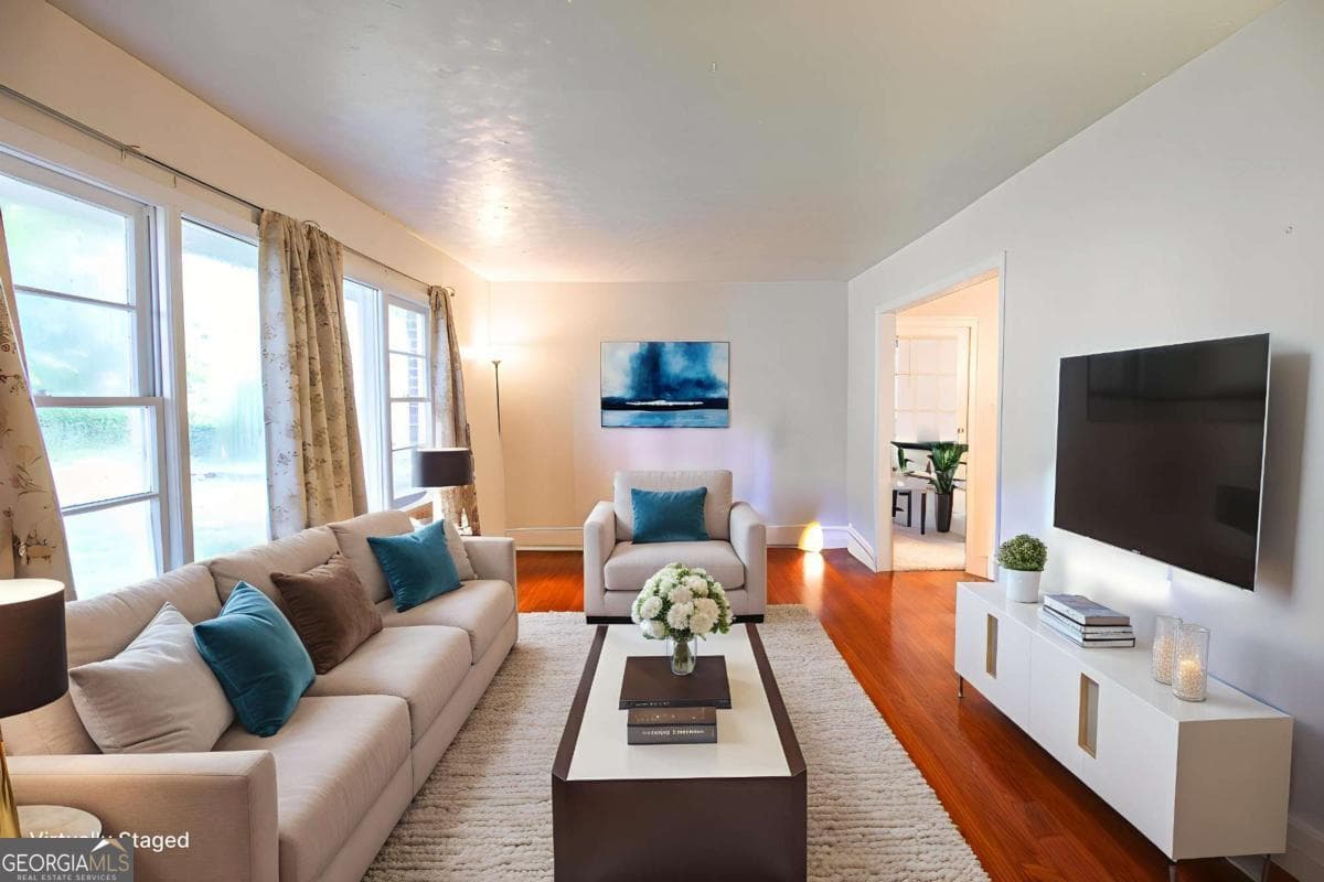 3 bedroom, 2.5 bathroom, 1,780 sq ft single family residence for sale at 1558 BOULDERWOODS Drive, Atlanta, GA 30316 — photo 7