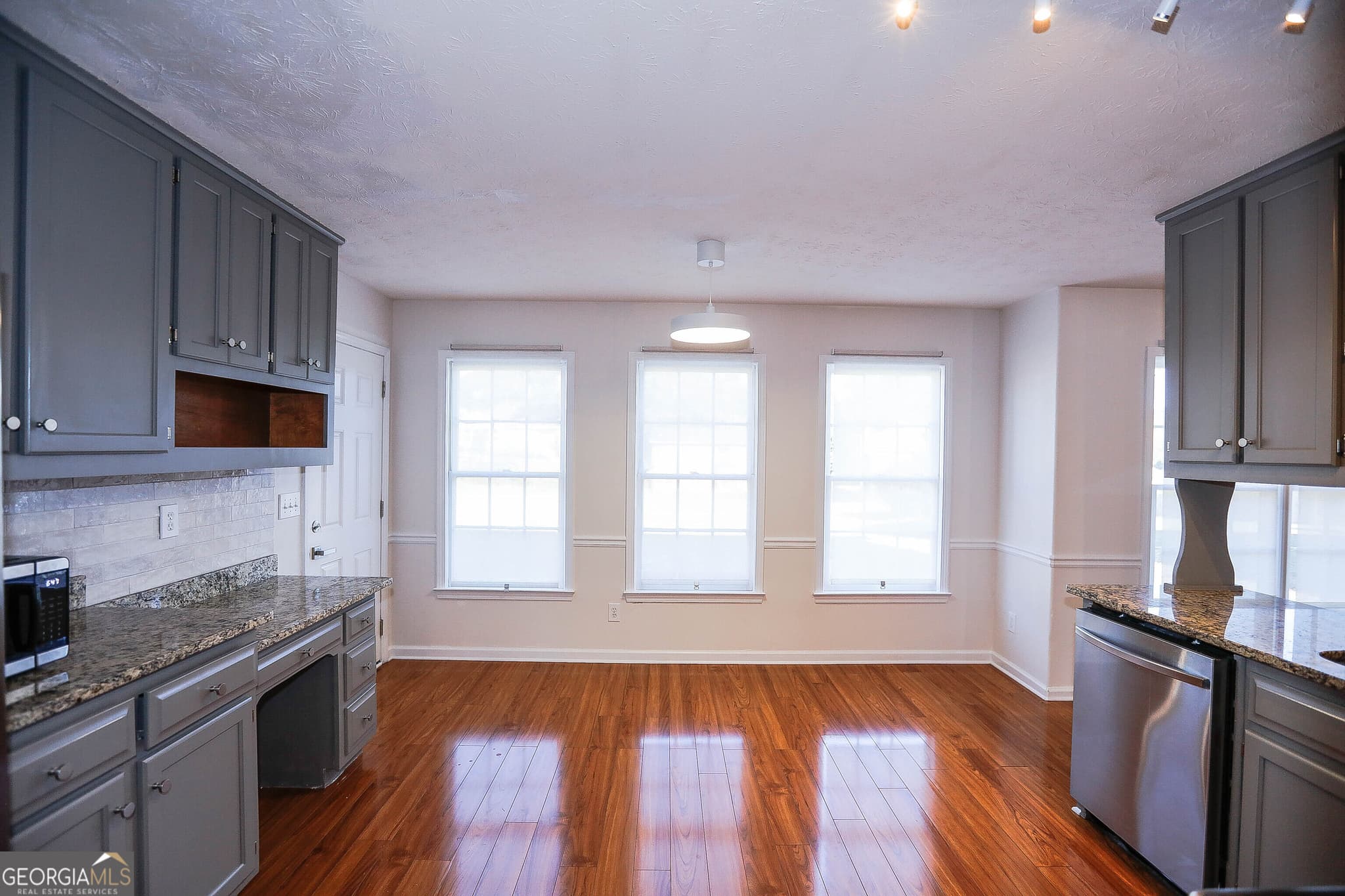 4 bedroom, 2.5 bathroom single family residence for rent at 1885 Watercrest Circle, Lawrenceville, GA 30043 for $2,100 a month — photo 10