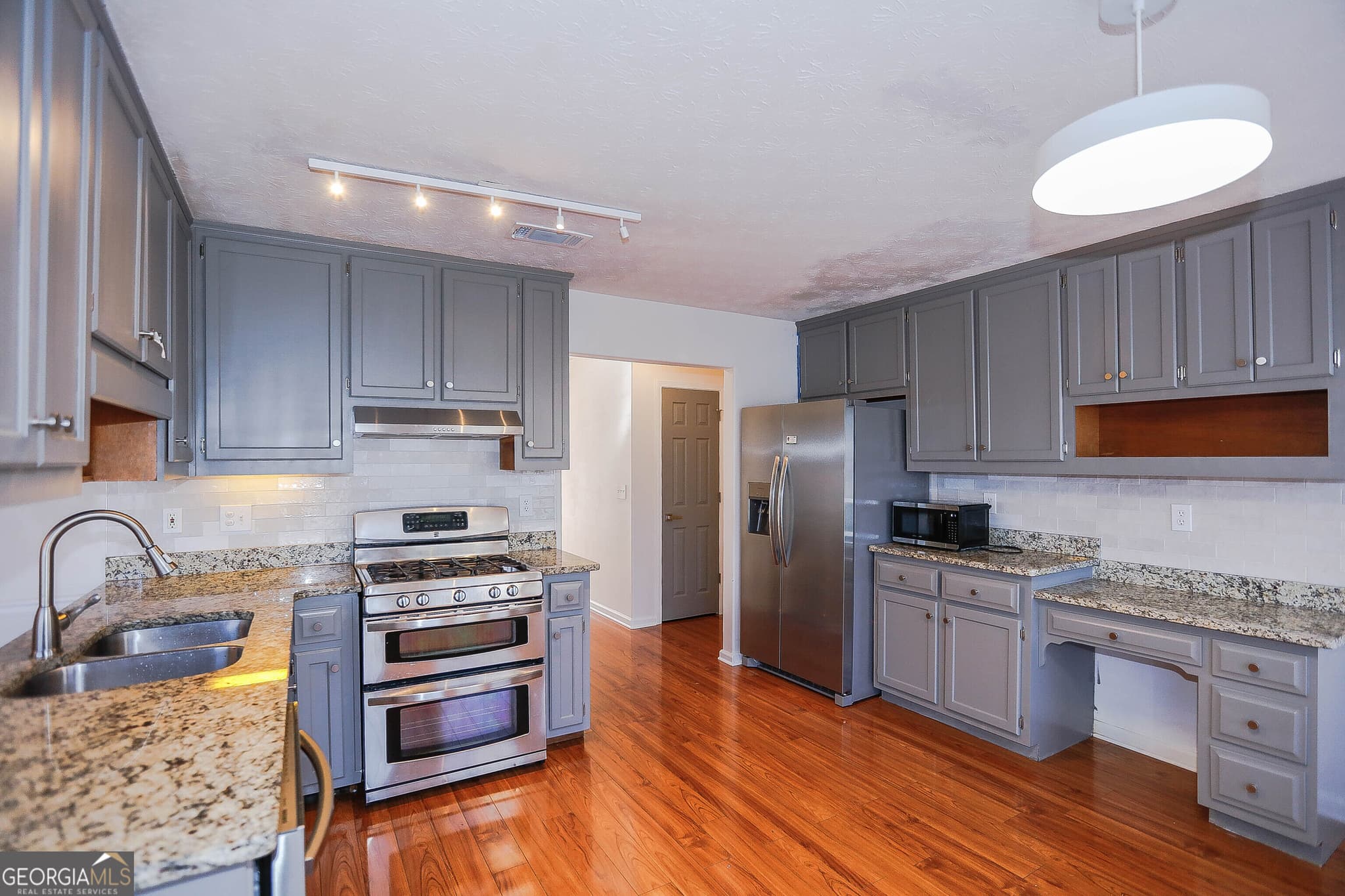 4 bedroom, 2.5 bathroom single family residence for rent at 1885 Watercrest Circle, Lawrenceville, GA 30043 for $2,100 a month — photo 8