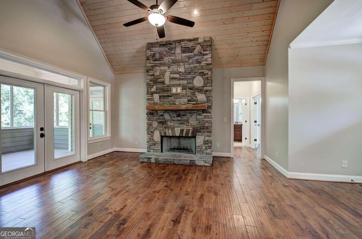 5 bedroom, 3 bathroom, 4,569 sq ft single family residence for sale at 25 Mountain Creek Trail, Fairmount, GA 30139 — photo 6