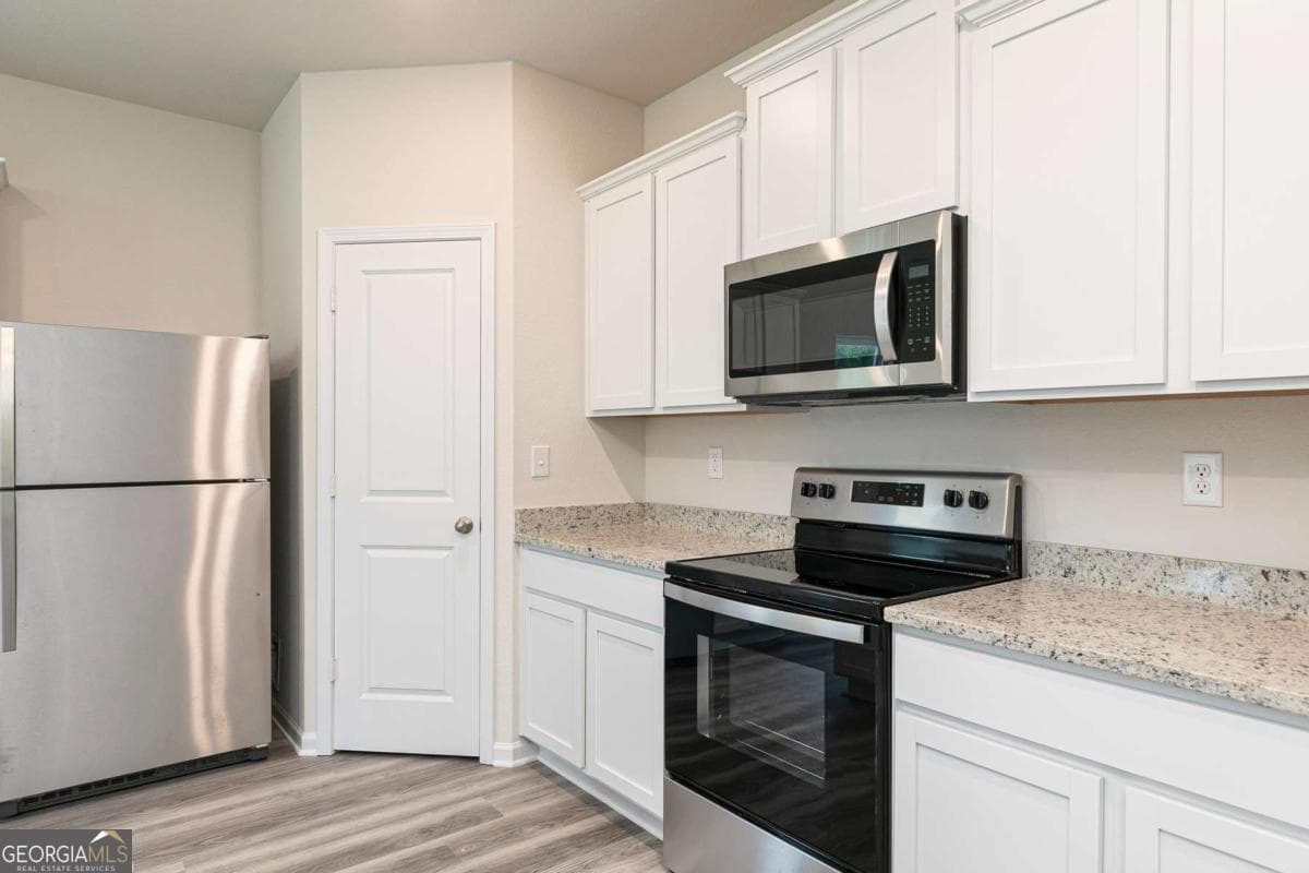 4 bedroom, 2.5 bathroom, 1,967 sq ft single family residence for sale at 410 Prescott Way, Villa Rica, GA 30180