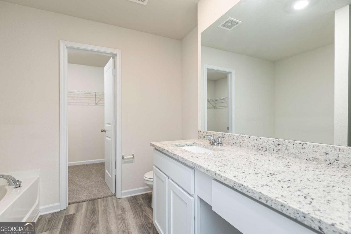 4 bedroom, 2.5 bathroom, 1,967 sq ft single family residence for sale at 410 Prescott Way, Villa Rica, GA 30180 — photo 4