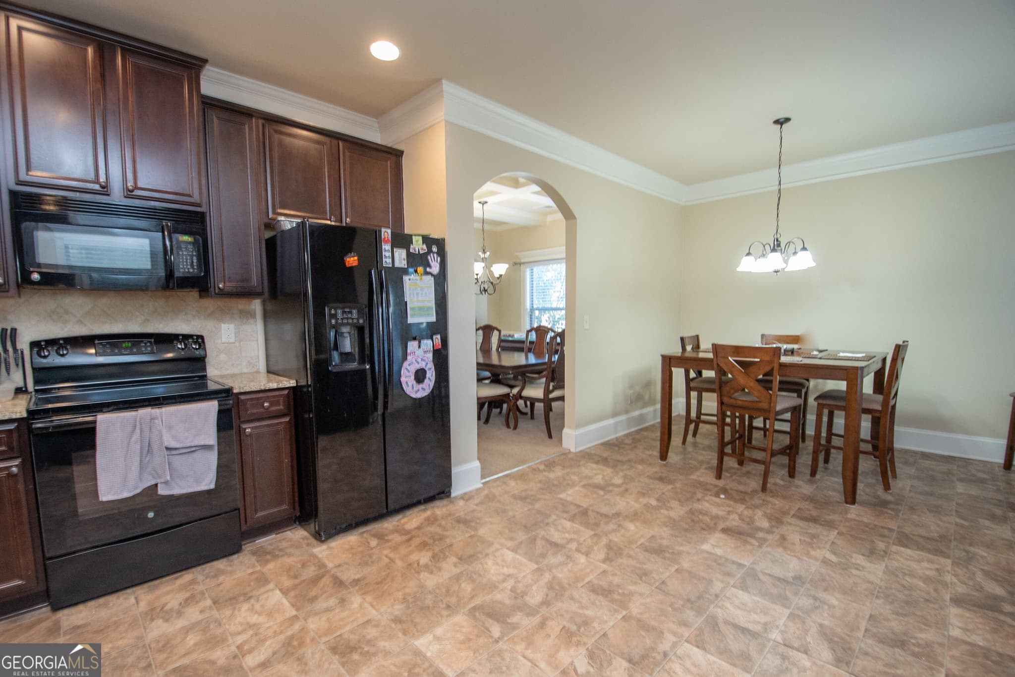 4 bedroom, 2.5 bathroom, 2,688 sq ft single family residence for sale at 43 Greencove Court, Newnan, GA 30265 — photo 7