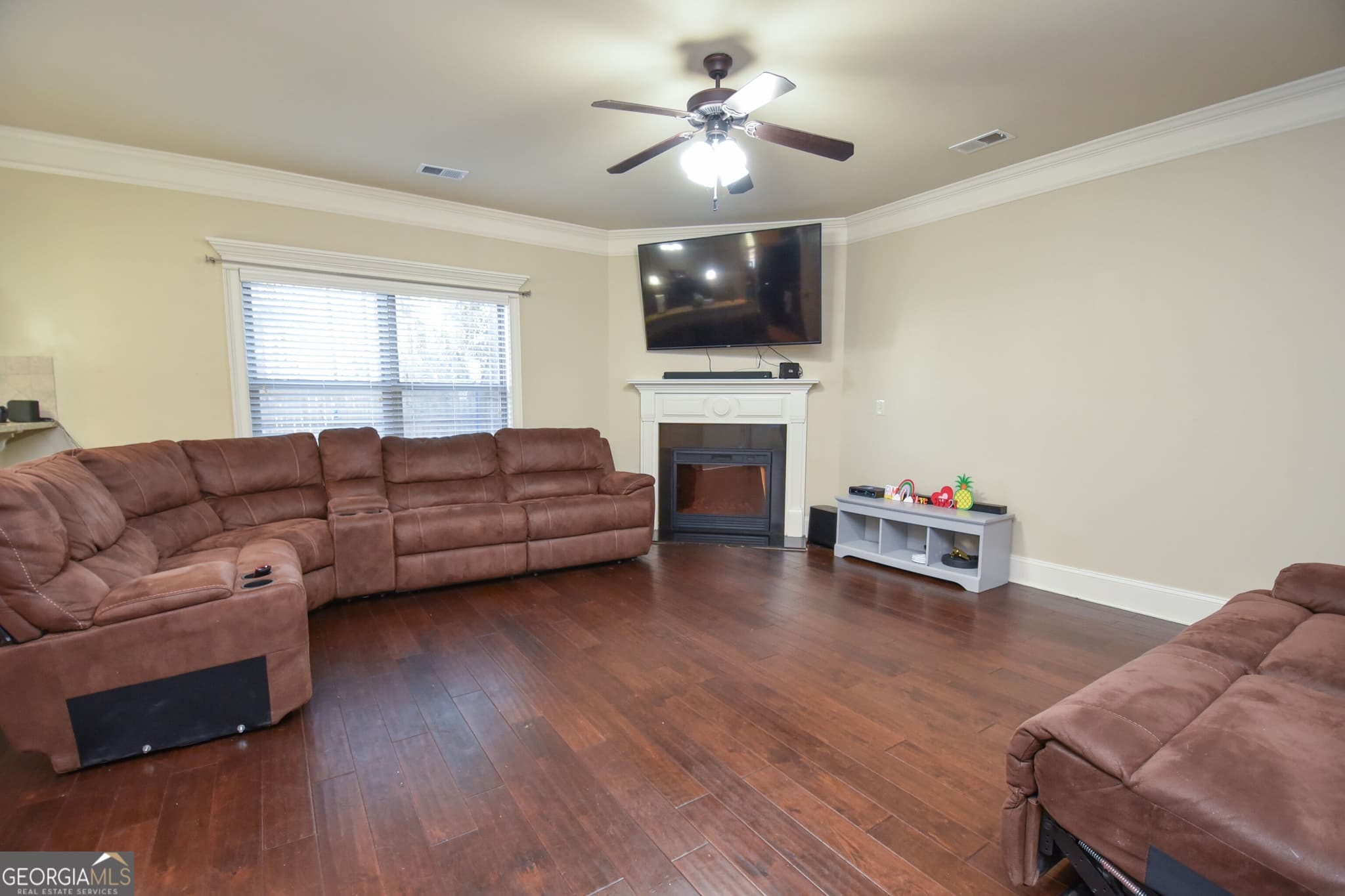 4 bedroom, 2.5 bathroom, 2,688 sq ft single family residence for sale at 43 Greencove Court, Newnan, GA 30265 — photo 10