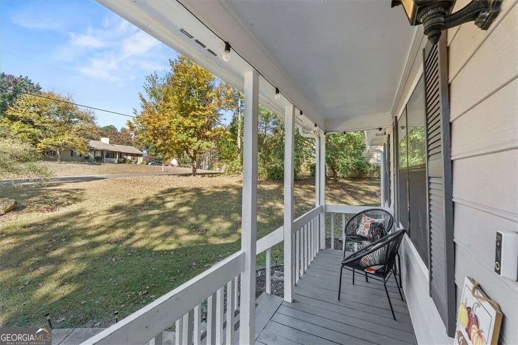 3 bedroom, 2 bathroom, 1,404 sq ft single family residence for sale at 4041 Woodbridge Court, Powder Springs, GA 30127 — photo 5