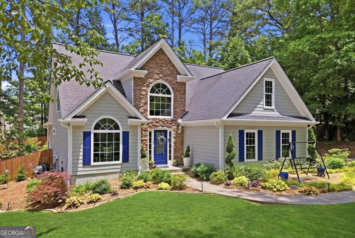 4 bedroom, 2.5 bathroom, 1,914 sq ft single family residence sold at 4940 Cripple Creek Court, Cumming, GA 30040