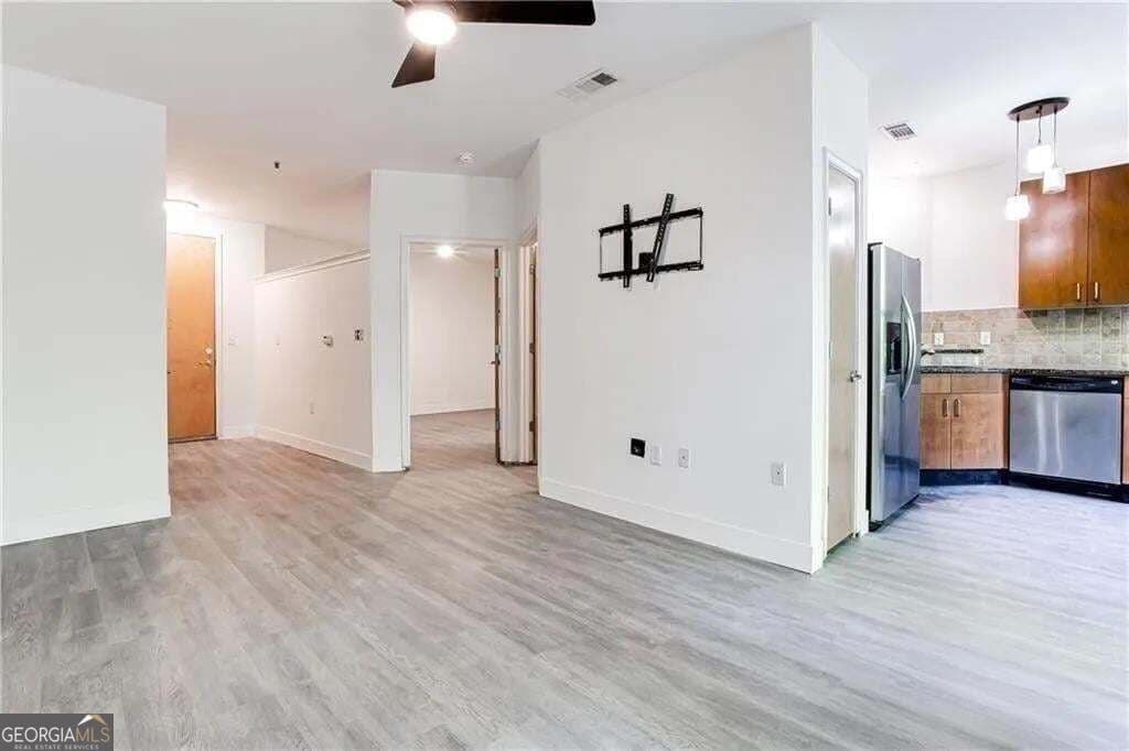 1 bedroom, 1 bathroom, 679 sq ft condominium for rent at 898 Oak Street 1307, Atlanta, GA 30310 for $1,300 a month — photo 5