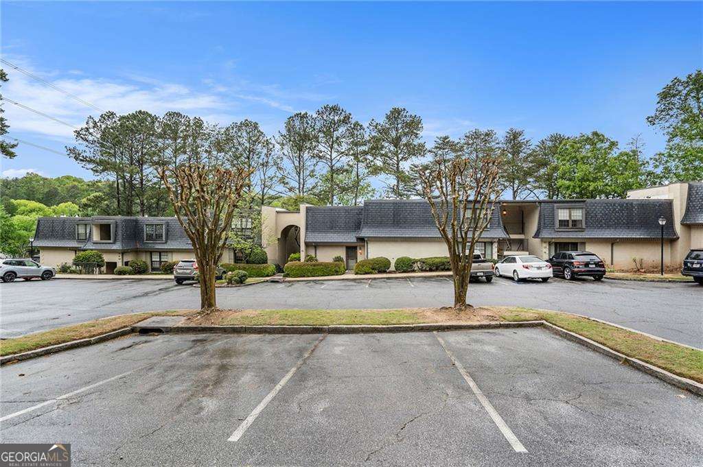2 bedroom, 2 bathroom, 1,100 sq ft condominium for rent at 122 Maison Place, Atlanta, GA 30327 for $2,395 a month — photo 7
