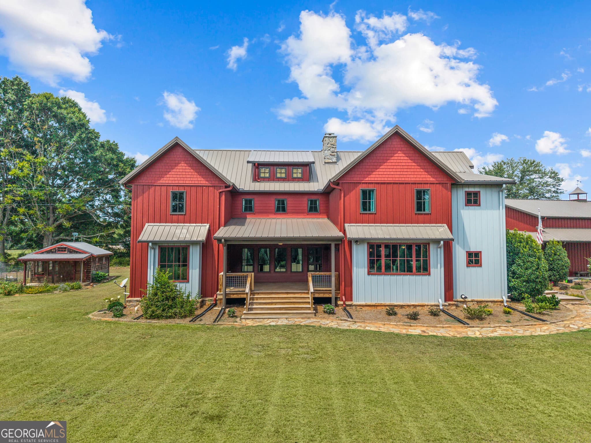 6 bedroom, 4.5 bathroom, 5,341 sq ft single family residence for sale at 1530 Chilton Woods Road, Rutledge, GA 30663 — photo 5