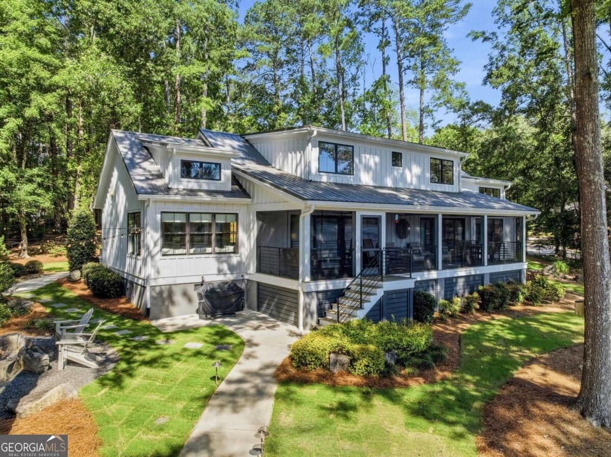 4 bedroom, 3 bathroom, 3,570 sq ft single family residence for sale at 115 Cedar Cove Court, Buckhead, GA 30625 — photo 2
