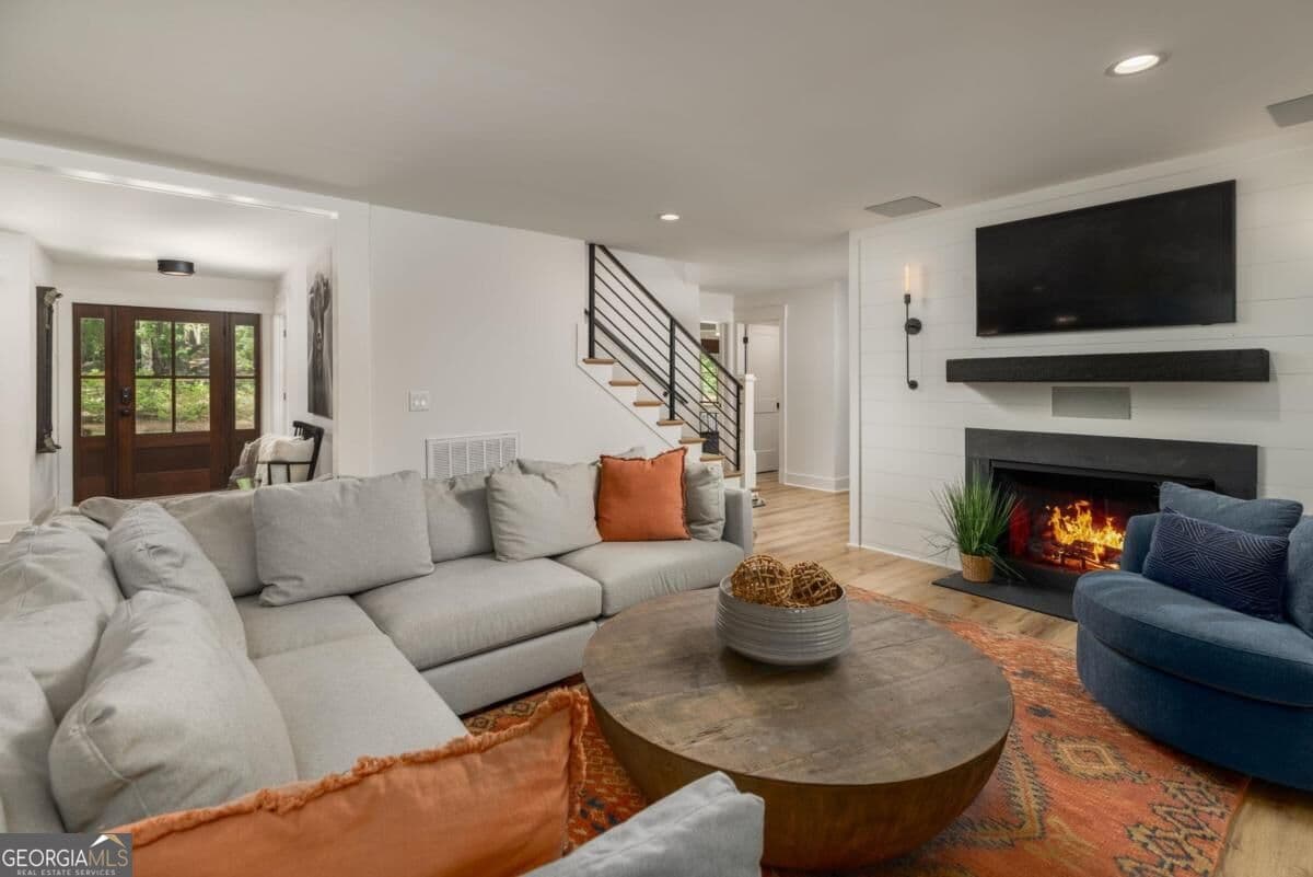 4 bedroom, 3 bathroom, 3,570 sq ft single family residence for sale at 115 Cedar Cove Court, Buckhead, GA 30625 — photo 10