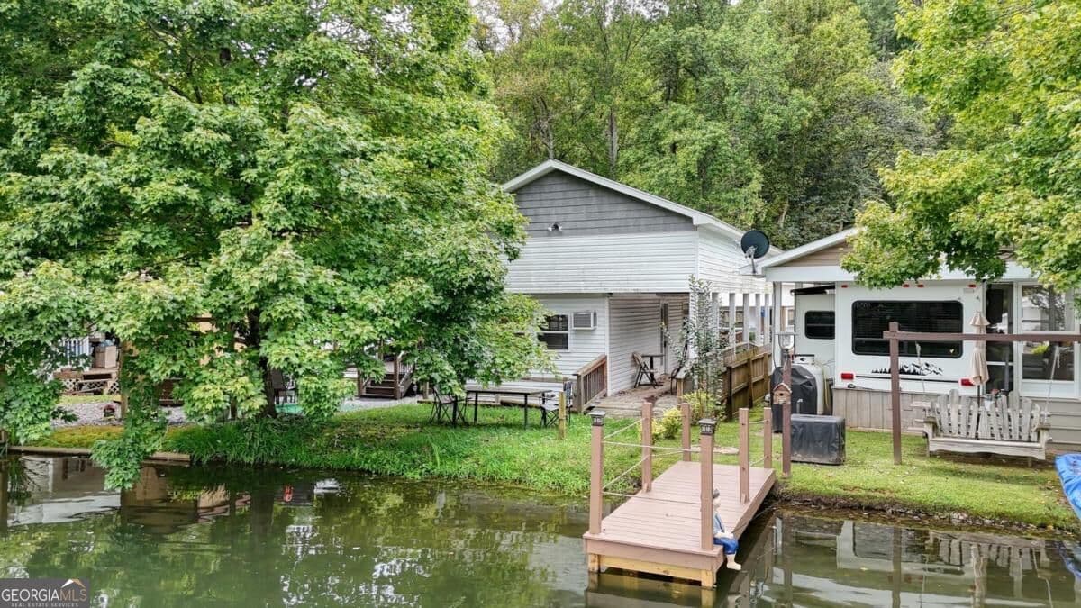 1 bedroom, 1 bathroom, 360 sq ft single family residence for sale at 4220 Riverbank Run Run 20, Hiawassee, GA 30546 — photo 7