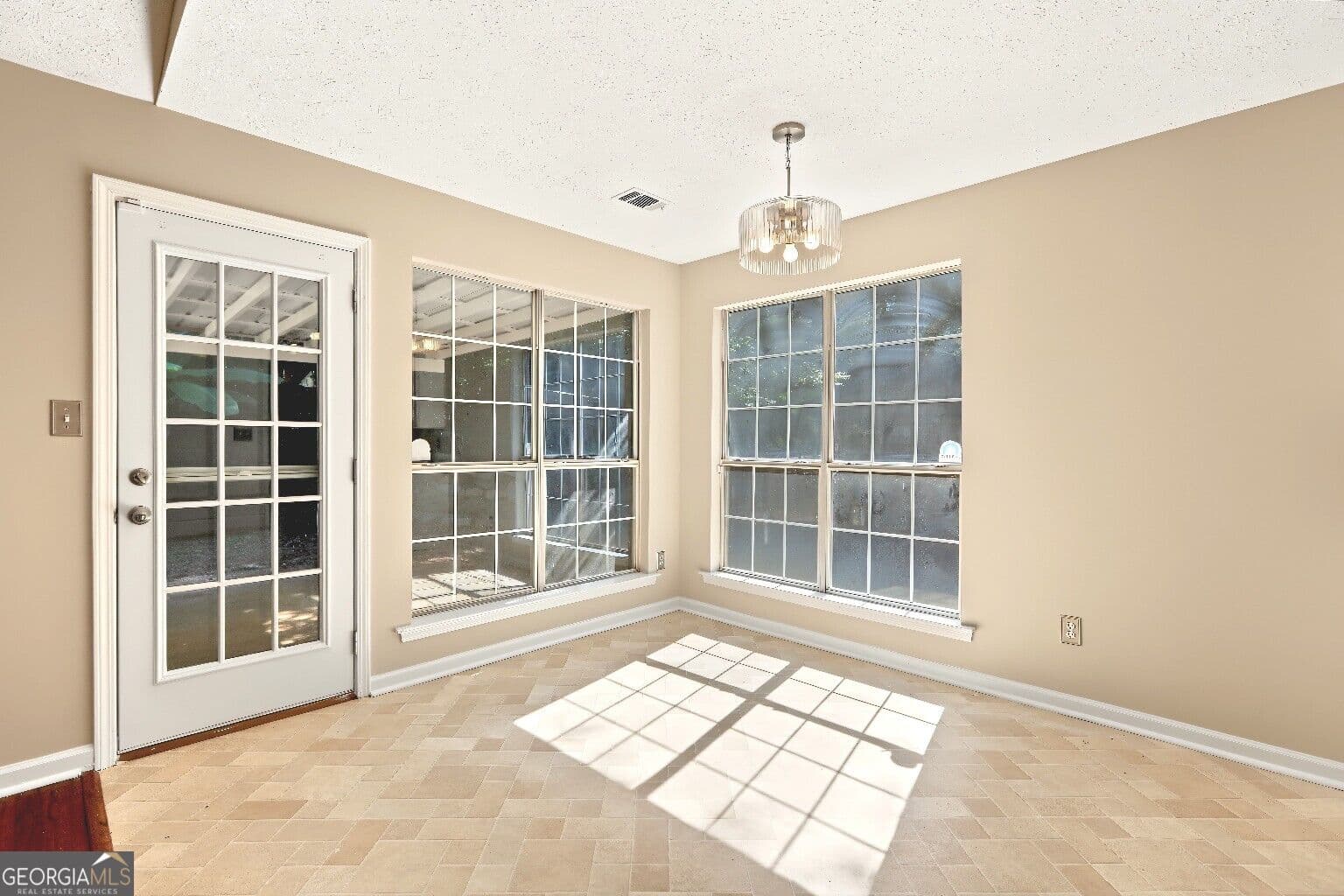 3 bedroom, 2 bathroom, 1,334 sq ft single family residence for sale at 110 Marians Way, Mcdonough, GA 30253 — photo 10