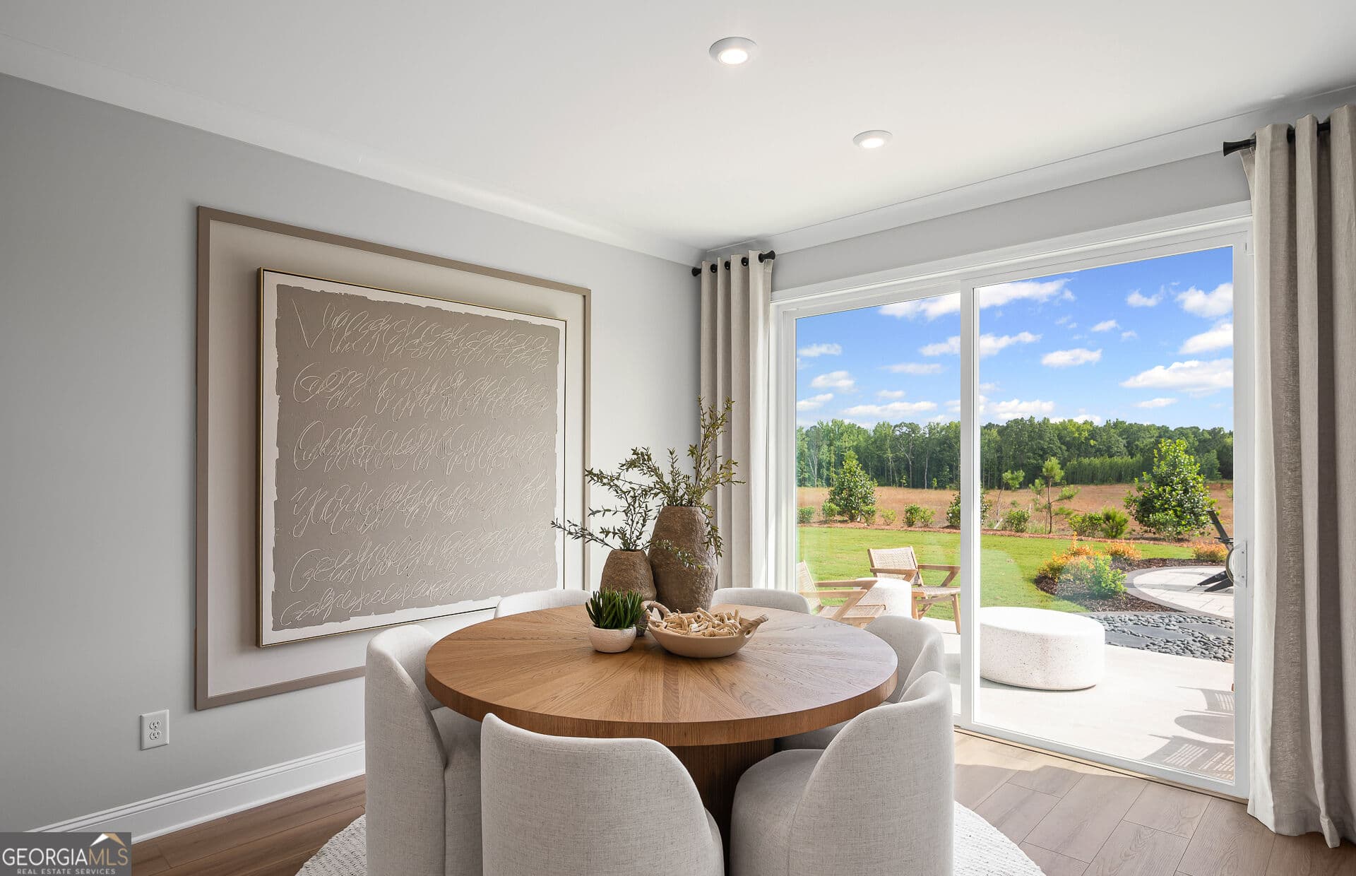 5 bedroom, 3 bathroom, 2,659 sq ft single family residence for sale at 118 Kenney Way, Locust Grove, GA 30248 — photo 8