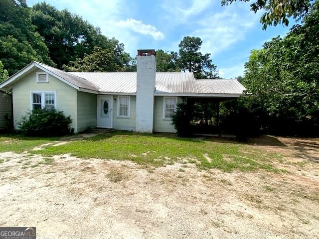 3 bedroom, 1 bathroom, 1,414 sq ft single family residence sold at 26405 U.S. Hwy. 431, Five Points, AL 36855