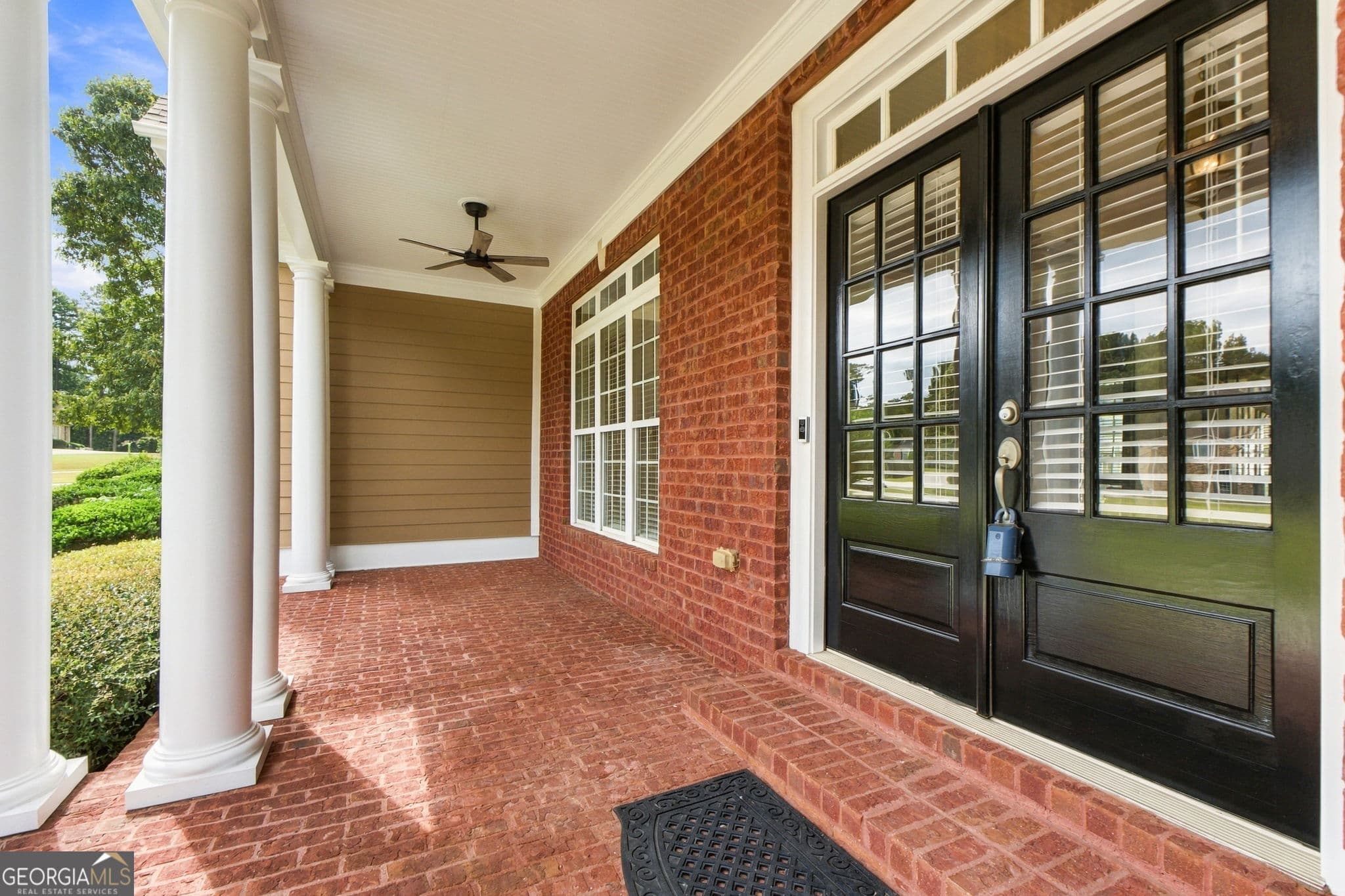 6 bedroom, 4.5 bathroom, 4,676 sq ft single family residence for sale at 100 Shank Hill Ridge, Tyrone, GA 30290 — photo 4