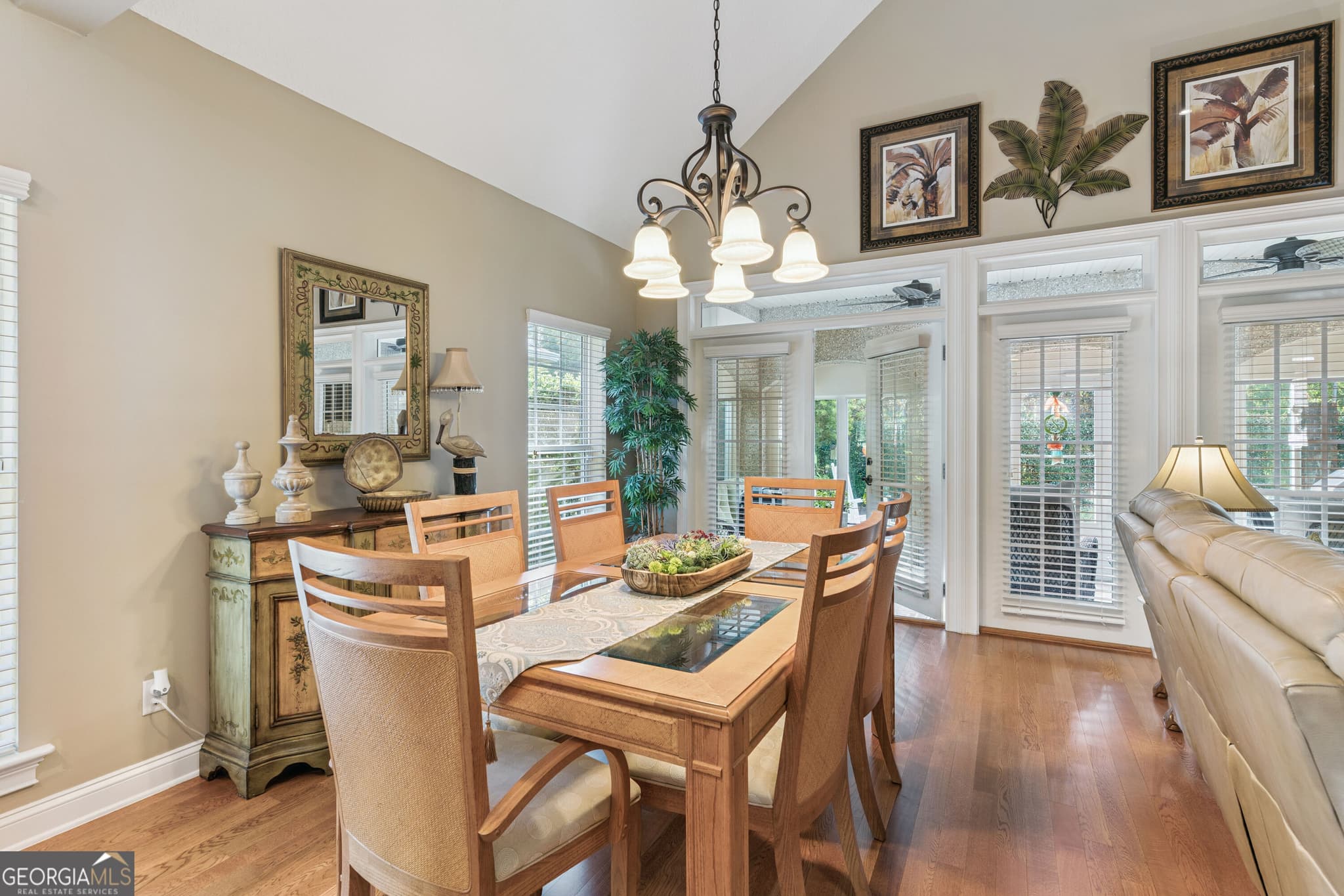 4 bedroom, 3 bathroom, 2,317 sq ft townhouse for sale at 507 Fox Run Circle, Brunswick, GA 31525 — photo 7