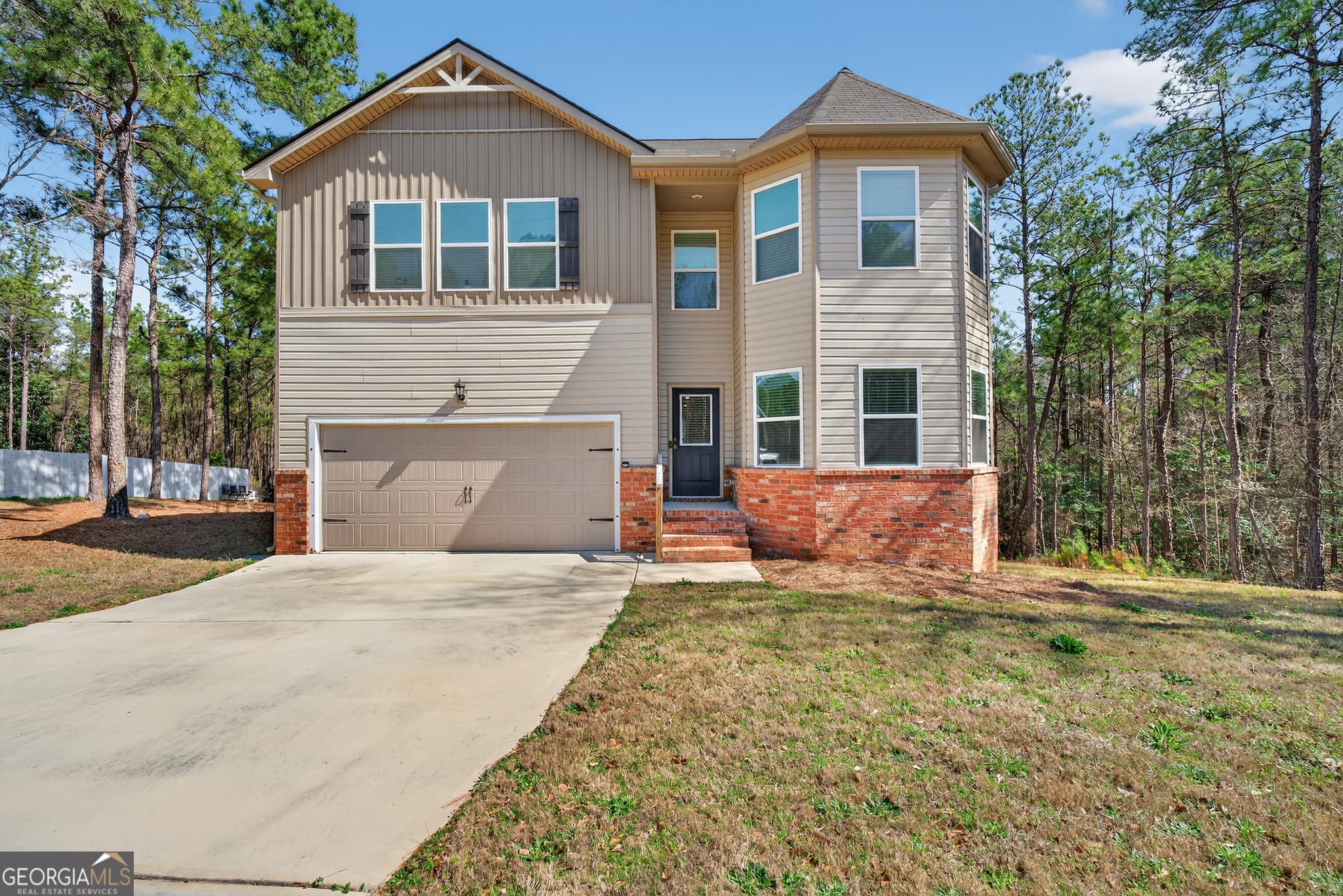 4 bedroom, 3 bathroom, 2,442 sq ft single family residence for sale at 155 Shetland Pines Drive, Macon, GA 31216