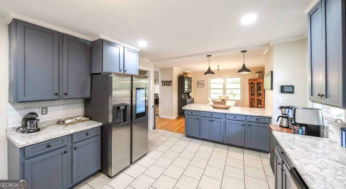 3 bedroom, 2 bathroom, 1,765 sq ft single family residence for sale at 1041 Michael Lane, Anniston, AL 36207 — photo 3