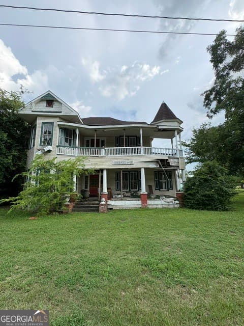 5 bedroom, 3 bathroom, 3,260 sq ft single family residence for sale at 163 First Avenue, Hiltonia, GA 30467