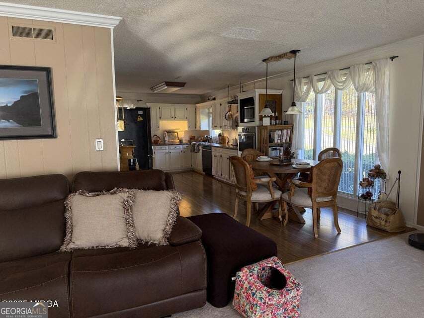 5 bedroom, 3 bathroom, 2,966 sq ft single family residence for sale at 4620 Stratford Oaks Drive, Macon, GA 31210 — photo 9