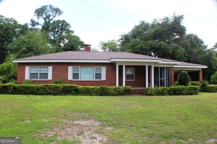 3 bedroom, 2 bathroom, 1,606 sq ft single family residence for rent at 106 Oakhurst Drive, Dublin, GA 31021 for $1,800 a month — photo 3