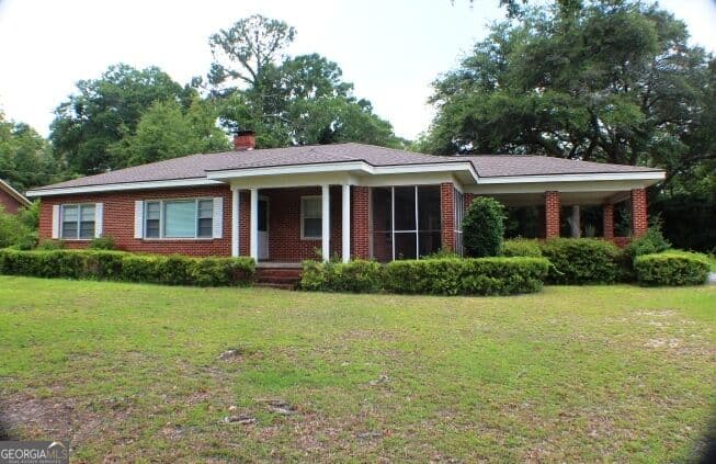 3 bedroom, 2 bathroom, 1,606 sq ft single family residence for rent at 106 Oakhurst Drive, Dublin, GA 31021 for $1,800 a month