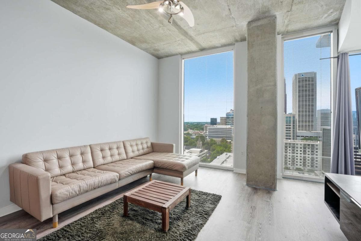 1 bedroom, 1 bathroom, 761 sq ft condominium for sale at 860 Peachtree Street 1909, Atlanta, GA 30308 — photo 2