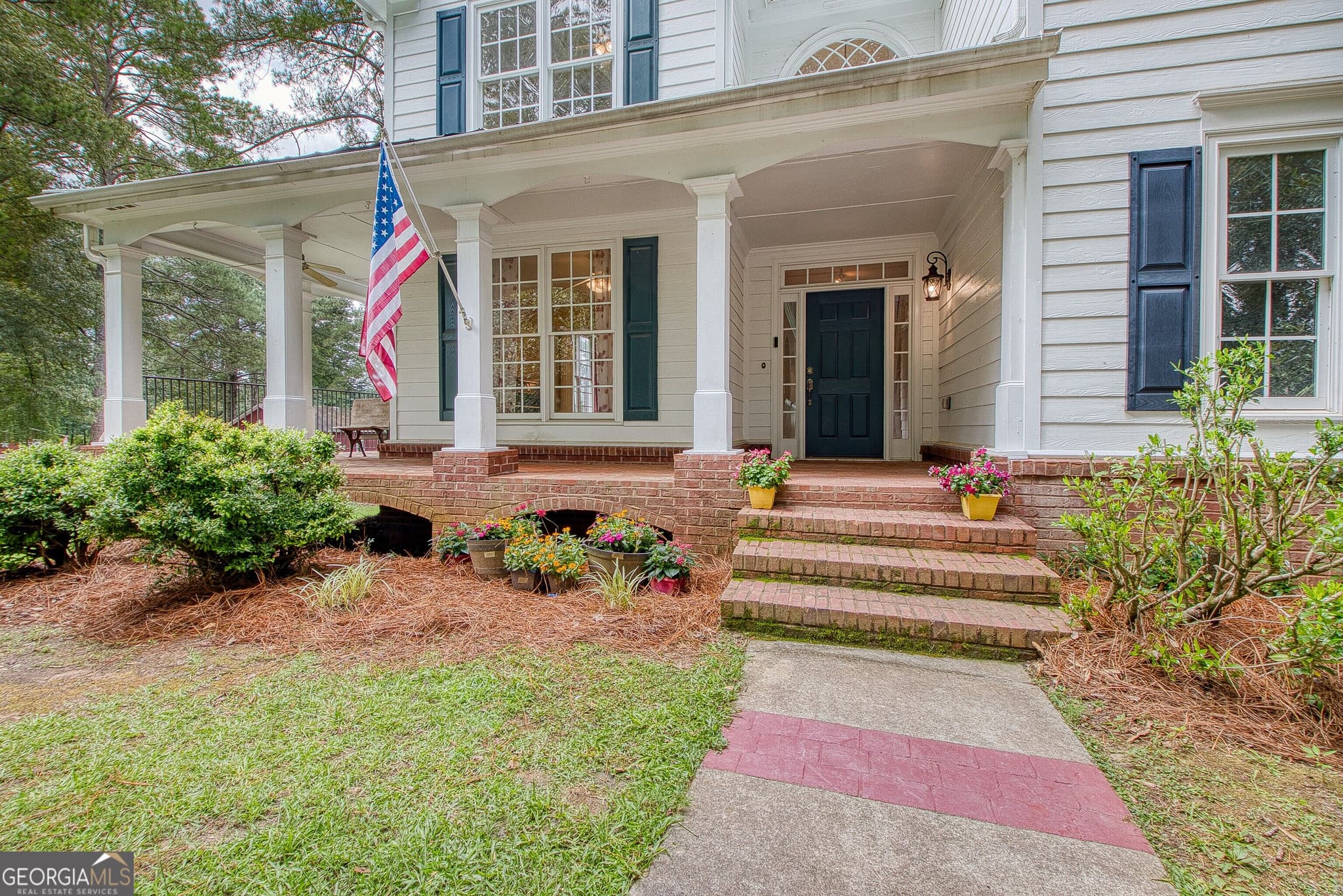 5 bedroom, 4 bathroom, 4,302 sq ft single family residence for sale at 205 White Road, Fayetteville, GA 30214 — photo 2