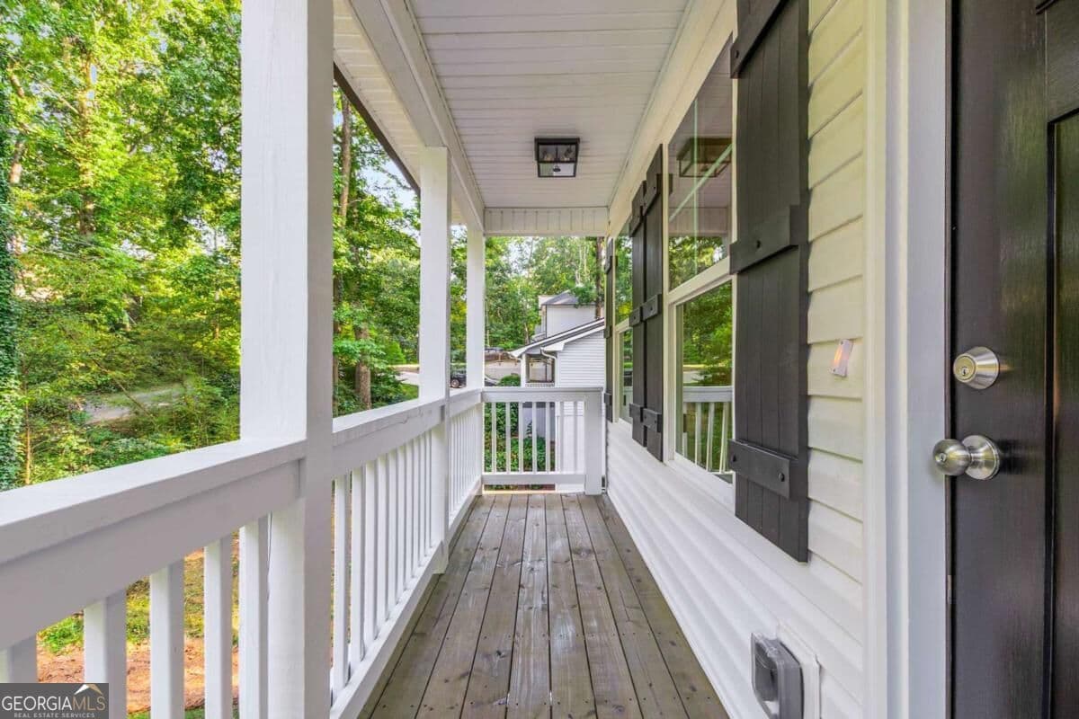 2 bedroom, 2 bathroom, 1,357 sq ft single family residence for sale at 5740 Pebblebrook Trail, Gainesville, GA 30506 — photo 2