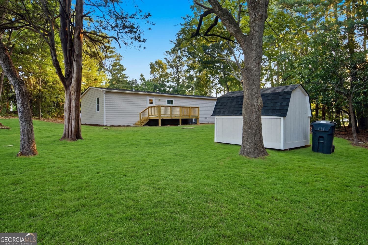 3 bedroom, 2 bathroom, 1,580 sq ft manufactured home,single family residence for sale at 1077 New Hope Road, Lawrenceville, GA 30045 — photo 2