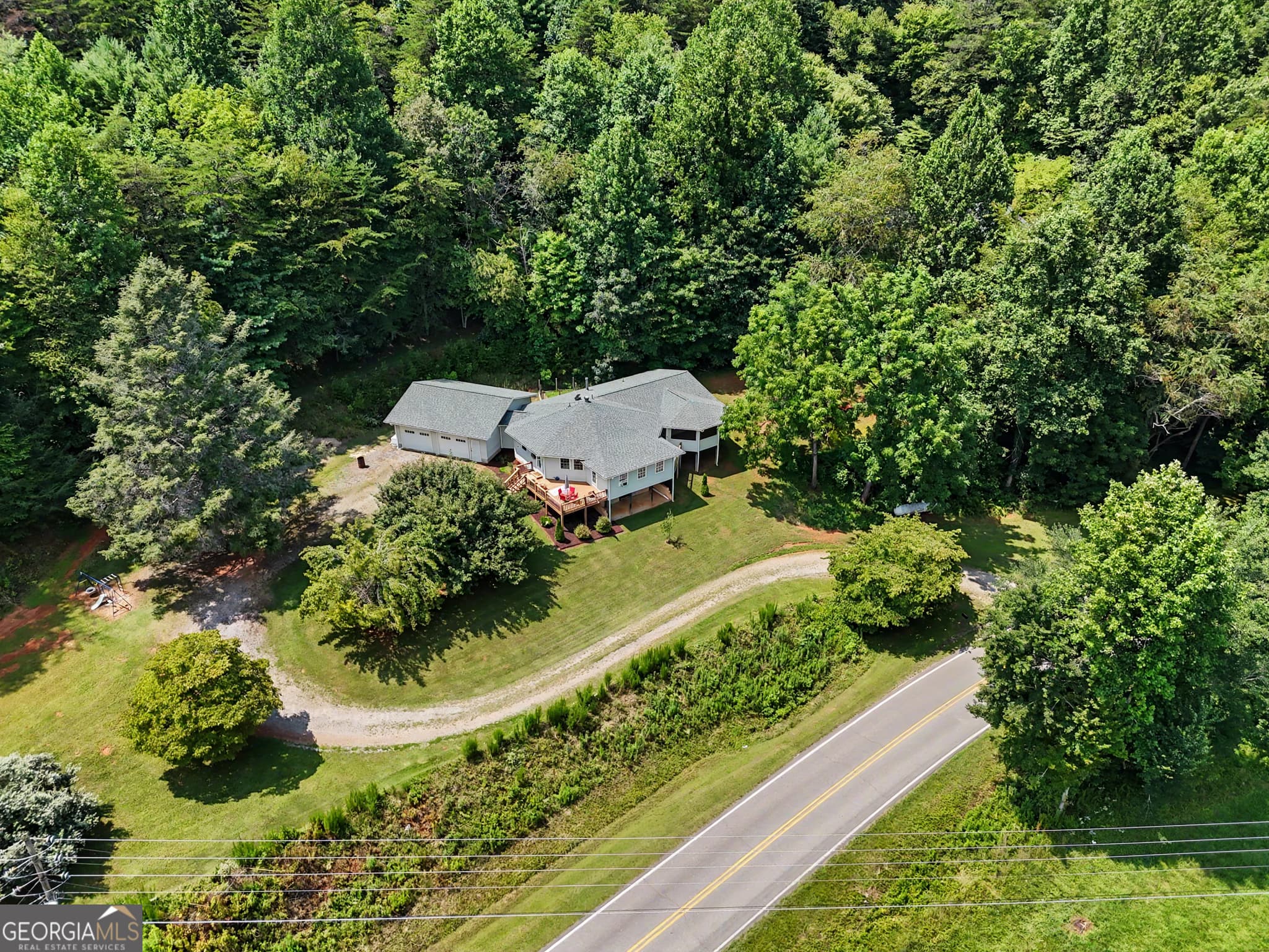 3 bedroom, 2 bathroom single family residence for sale at 3429 Fodder Creek Road, Hiawassee, GA 30546 — photo 3