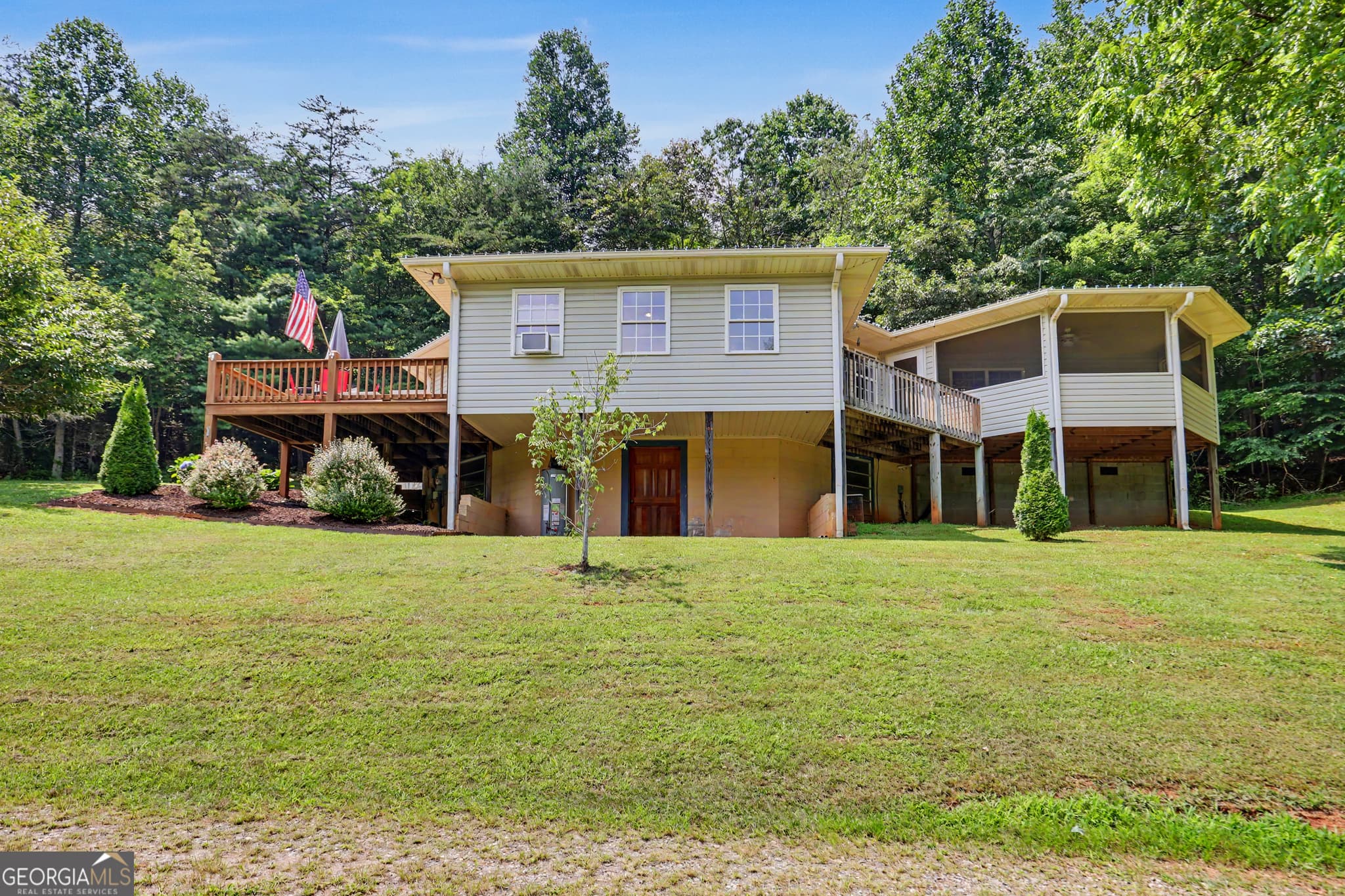 3 bedroom, 2 bathroom single family residence for sale at 3429 Fodder Creek Road, Hiawassee, GA 30546 — photo 4