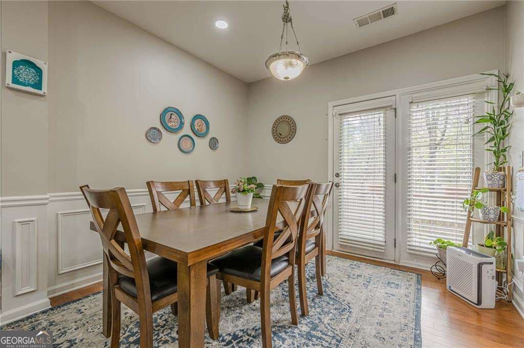 4 bedroom, 3.5 bathroom, 2,460 sq ft townhouse for sale at 2705 Maple Park Place, Cumming, GA 30041 — photo 6