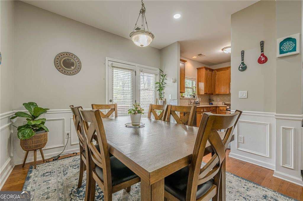 4 bedroom, 3.5 bathroom, 2,460 sq ft townhouse for sale at 2705 Maple Park Place, Cumming, GA 30041 — photo 7